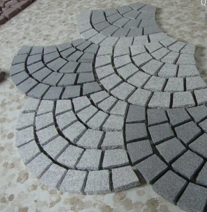 Smooth Bluestone Entryway Steps