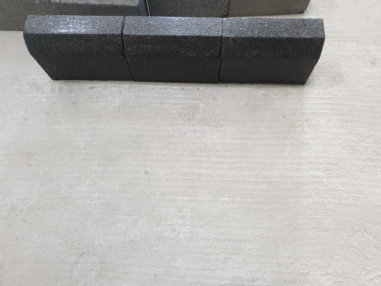 Smooth Bluestone Entryway Steps